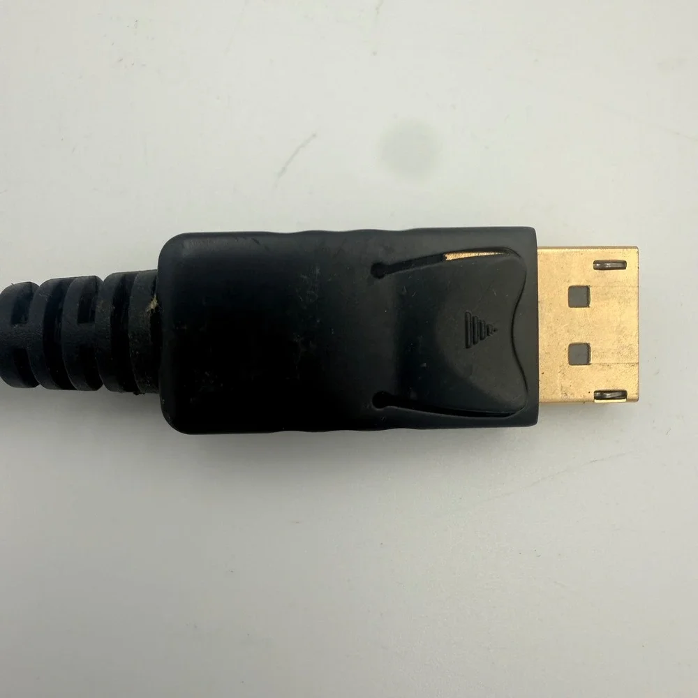 StarTech DisplayPort to VGA Video Adapter Converter DP2VGA2 Rev 2 Black Gold